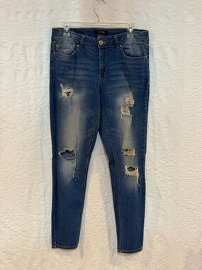 refuge Distressed Medium Blue Skinny Jeans